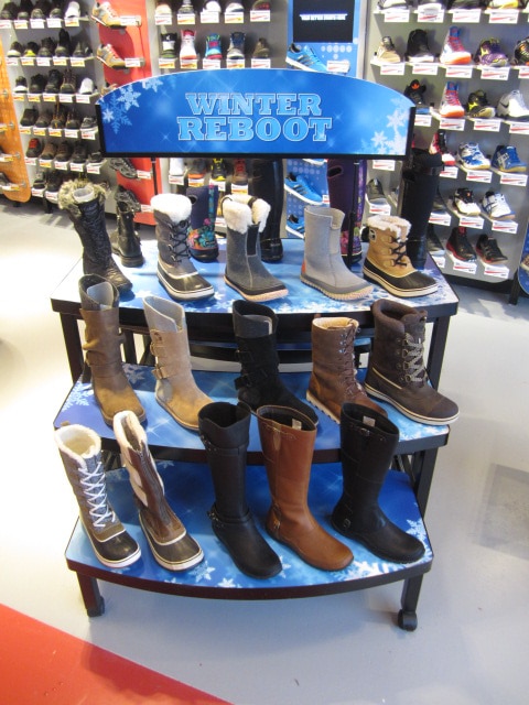 Footwear Displays - 05