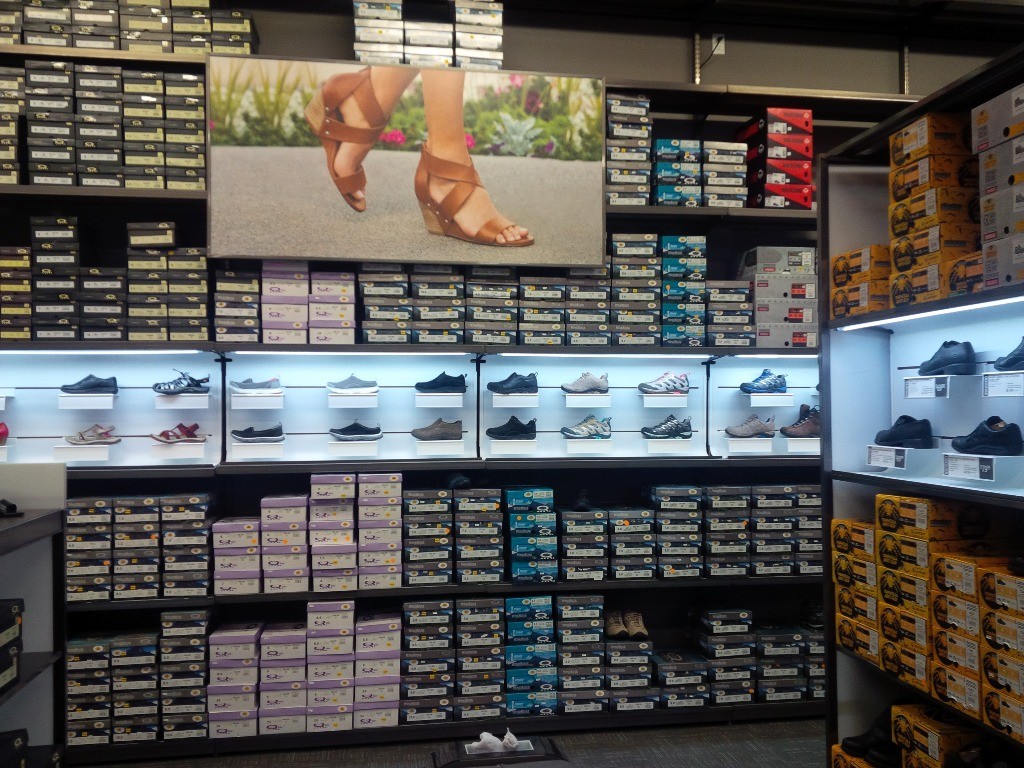 Footwear Displays - 10