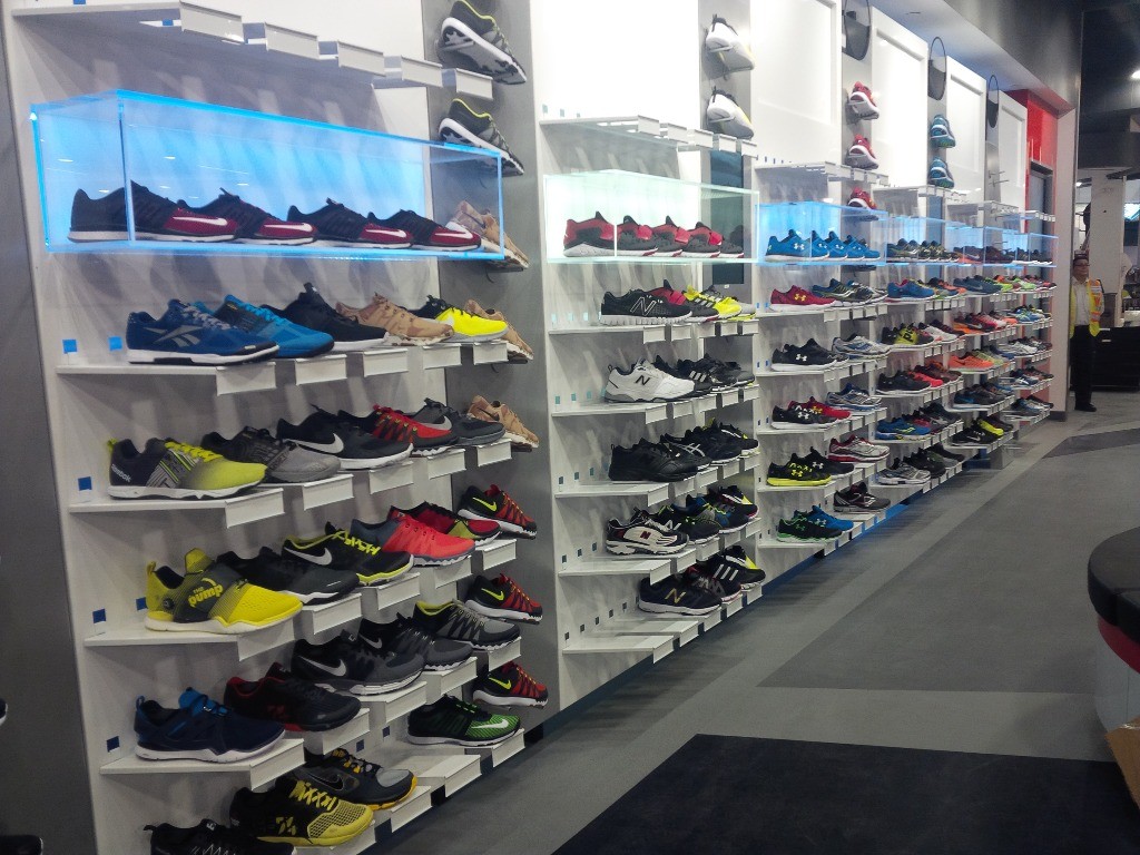 Footwear Displays - 13