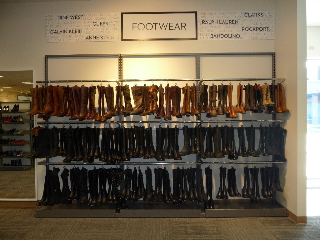 Footwear Displays - 15